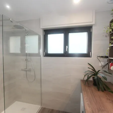 Maison L'impasse, Exterieur, Cheminee Et Piscine Chauffee L'ete *
