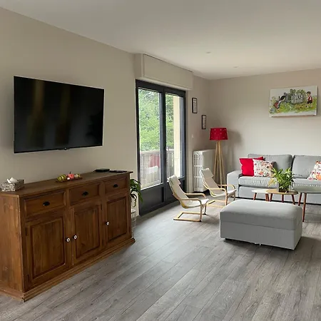 Maison L'impasse, Exterieur, Cheminee Et Piscine Chauffee L'ete Holiday home *