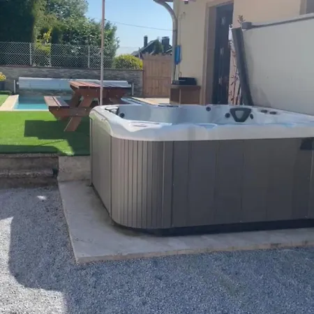 Maison L'impasse, Exterieur, Cheminee Et Piscine Chauffee L'ete